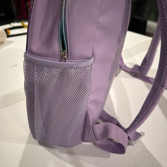 MISS GWEN'S OMG ACCESSORIES KID'S OMBRÉ UNICORN GLITTER BACKPACK - Picture 3 of 8